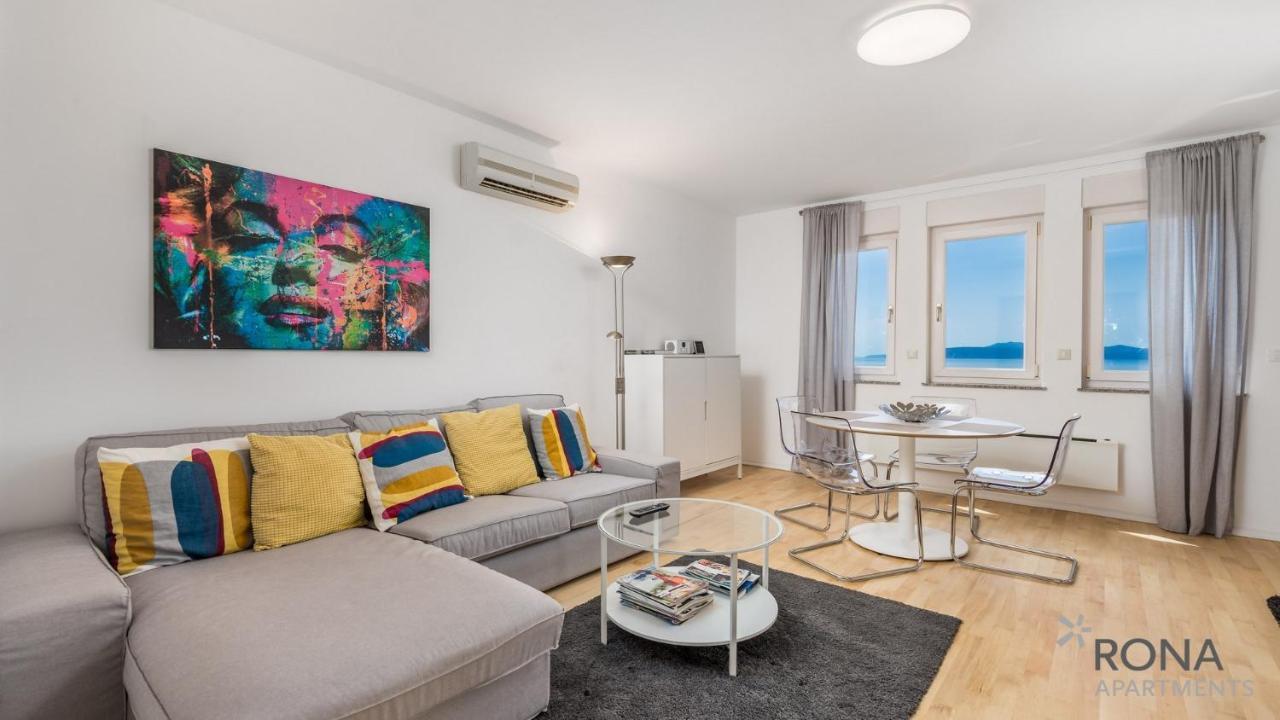 Rona Spacious Apartment With A Panoramic View Icici Exterior photo